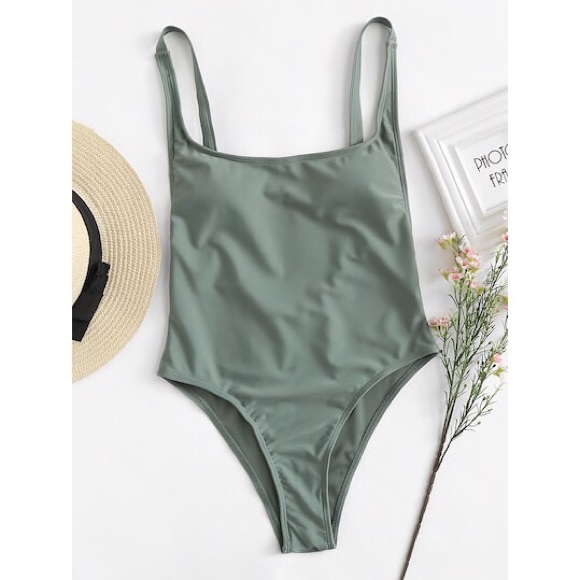 Backless One Piece Swimsuit - Picture 2 of 5